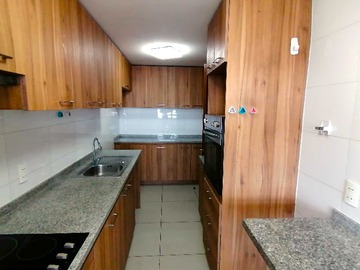 Venta / Departamento / La Reina