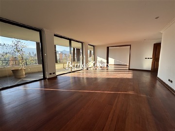 Venta / Departamento / Las Condes