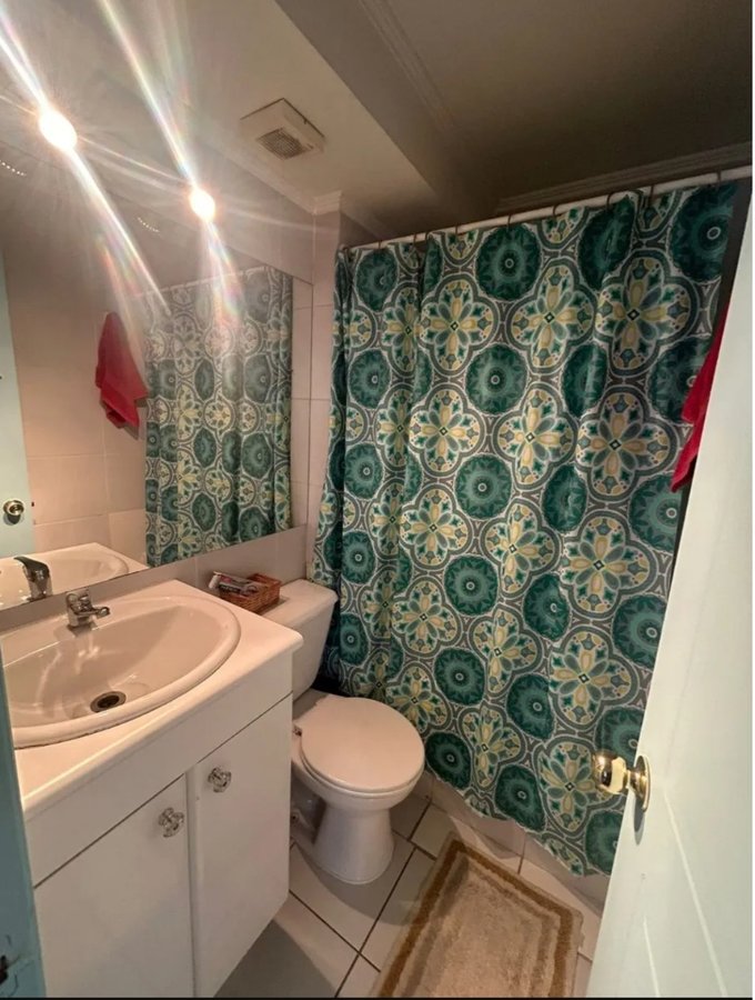 Baño 1 (completo)