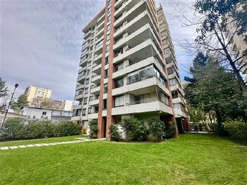 Venta / Departamento / Lo Barnechea
