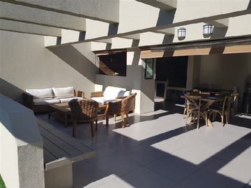 Venta / Departamento / Lo Barnechea