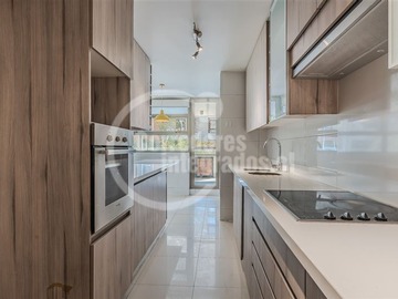 Venta / Departamento / Lo Barnechea