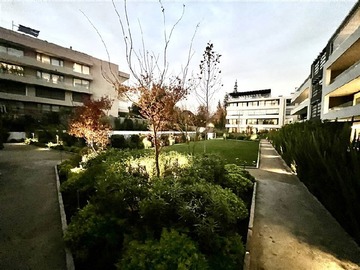 Venta / Departamento / Lo Barnechea