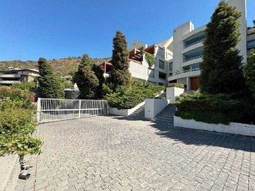 Venta / Departamento / Lo Barnechea