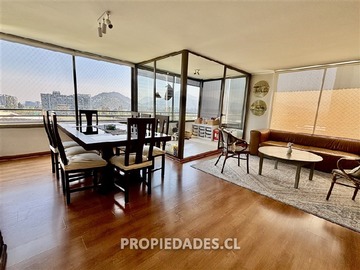 Venta / Departamento / Lo Barnechea