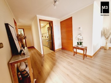 Venta / Departamento / Lo Barnechea