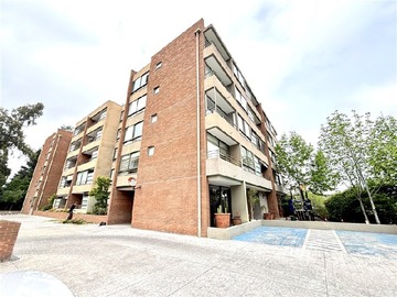 Venta / Departamento / Lo Barnechea