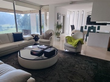 Venta / Departamento / Lo Barnechea