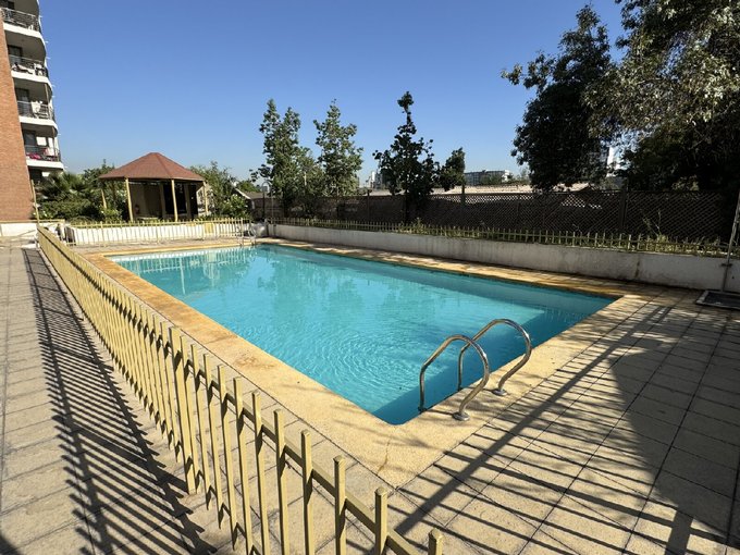 Equipamiento - Piscina