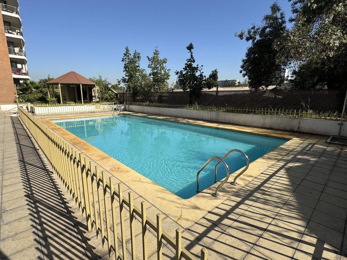 Equipamiento - Piscina
