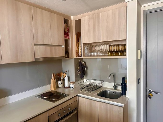 Cocina amoblada y equipada