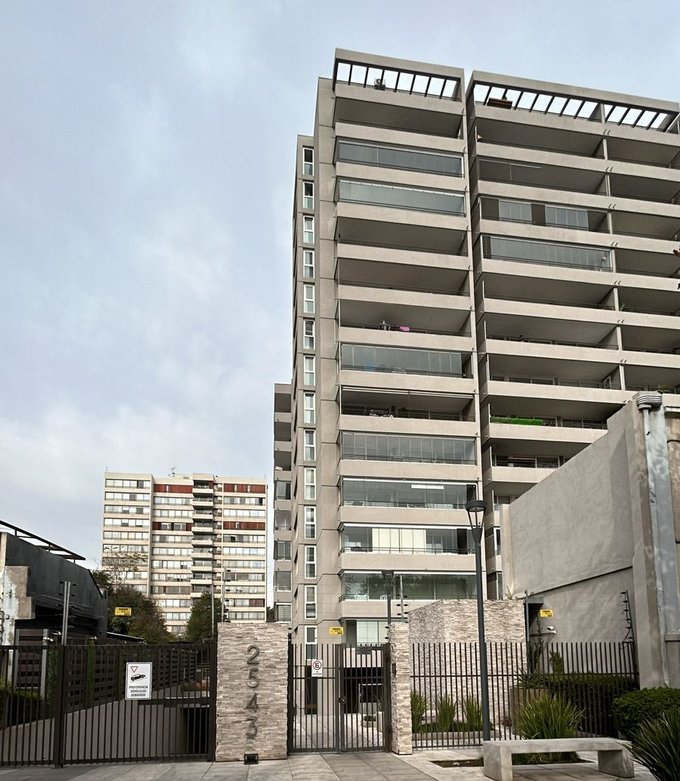 Frontis edificio