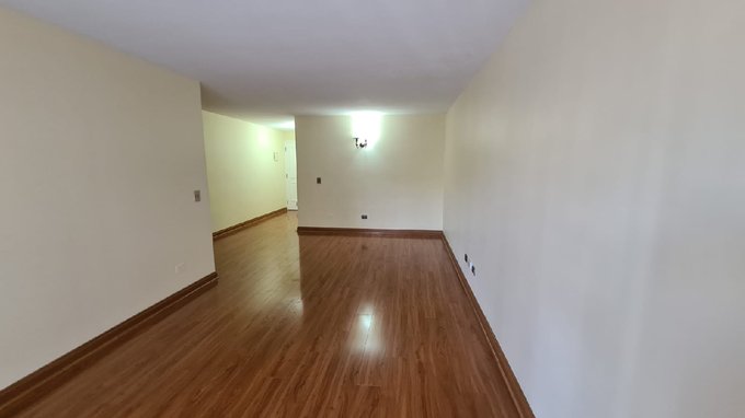 Ingreso y living comedor
