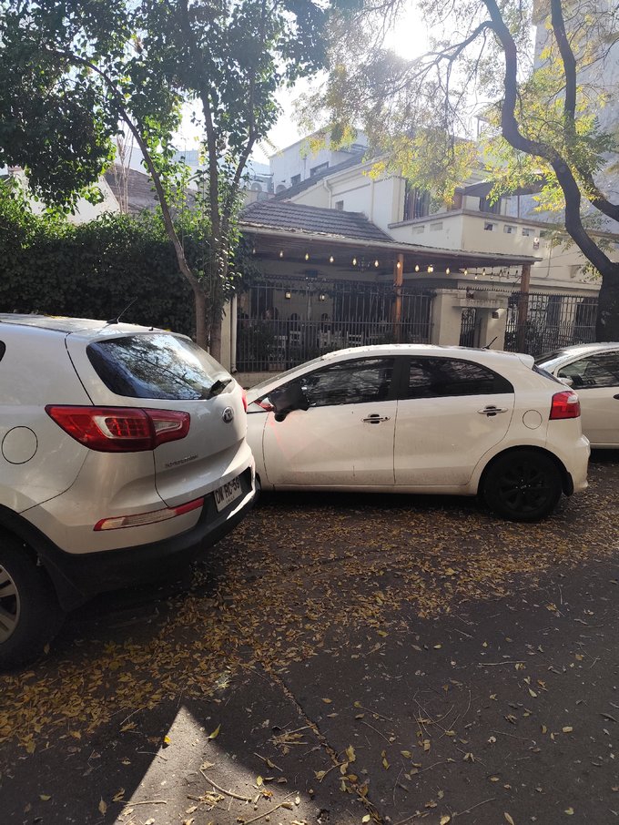 Calle-Estacionamientos Público