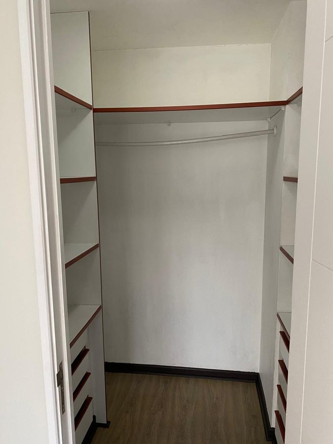 Walking closet