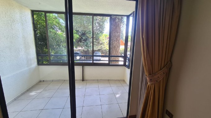 Balcon con ventanales