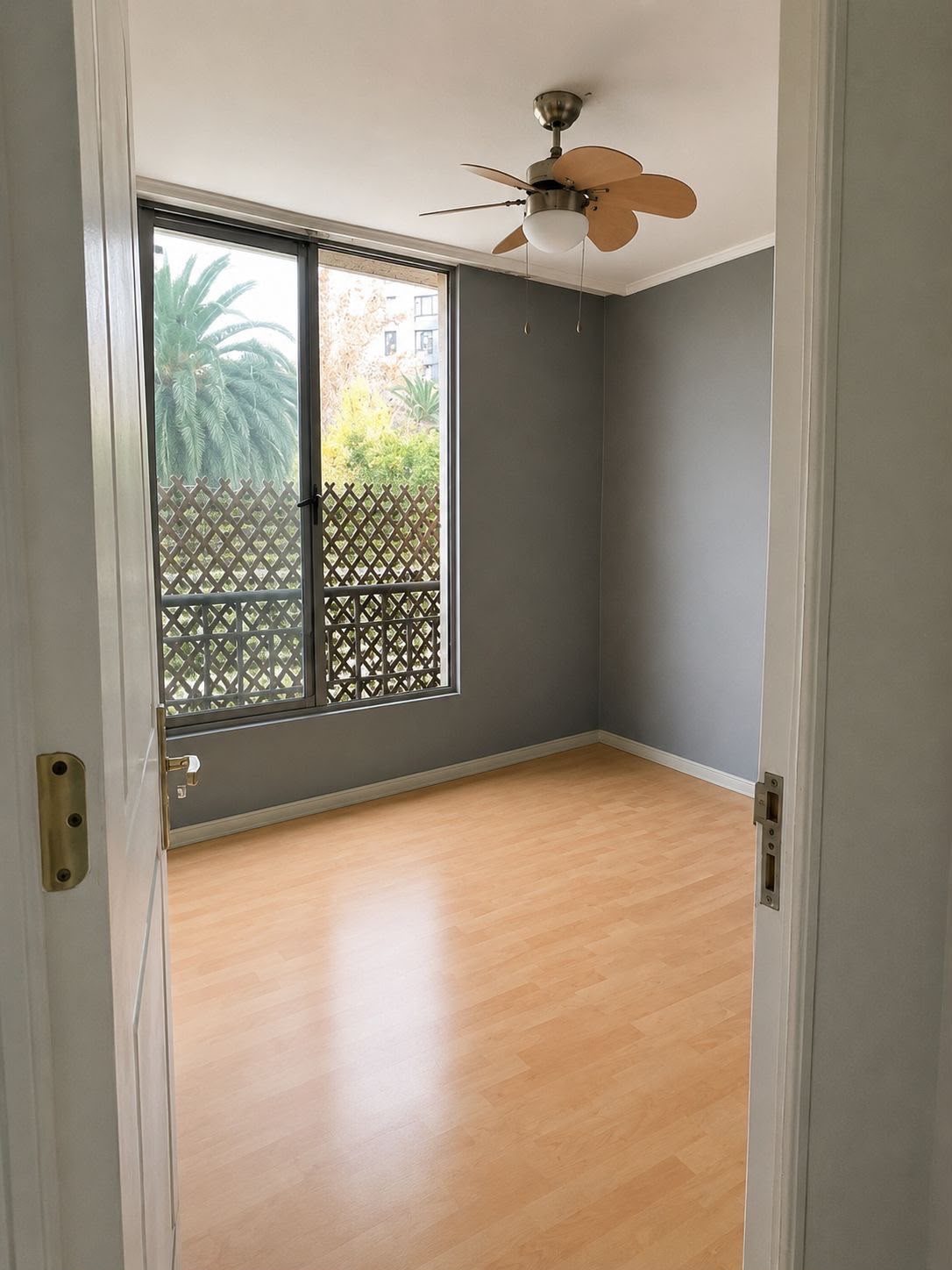 Dorm 1. Incluye closet 