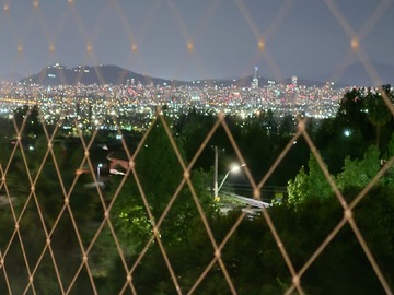 vista nocturna desde balcón depto