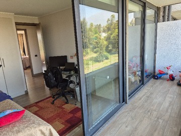 Segundo dormitorio con balcón