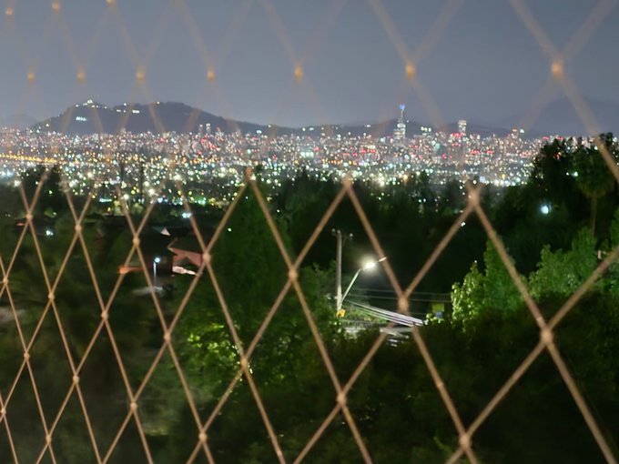vista nocturna desde balcón depto