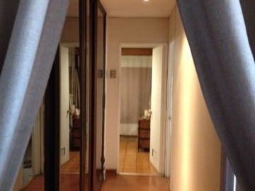 Pasillo con closets