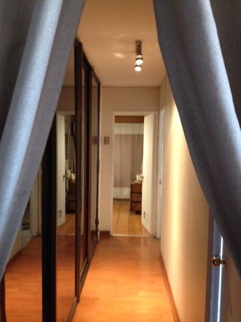 Pasillo con closets