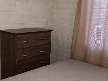 Pieza principal, con closet incluido.