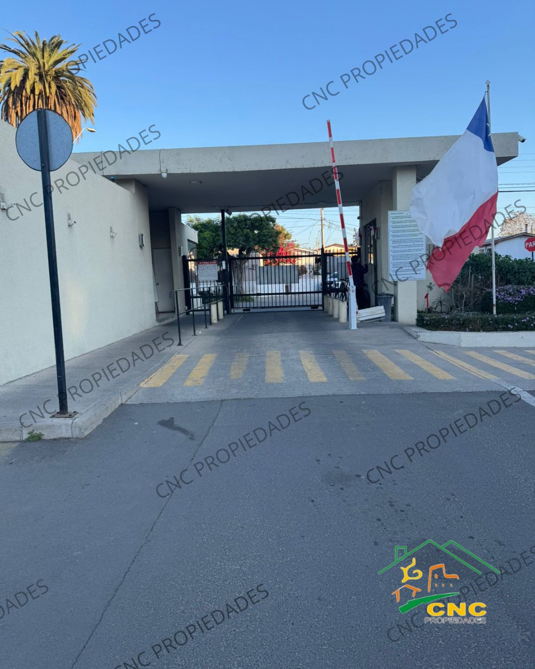 Ingreso al Condominio