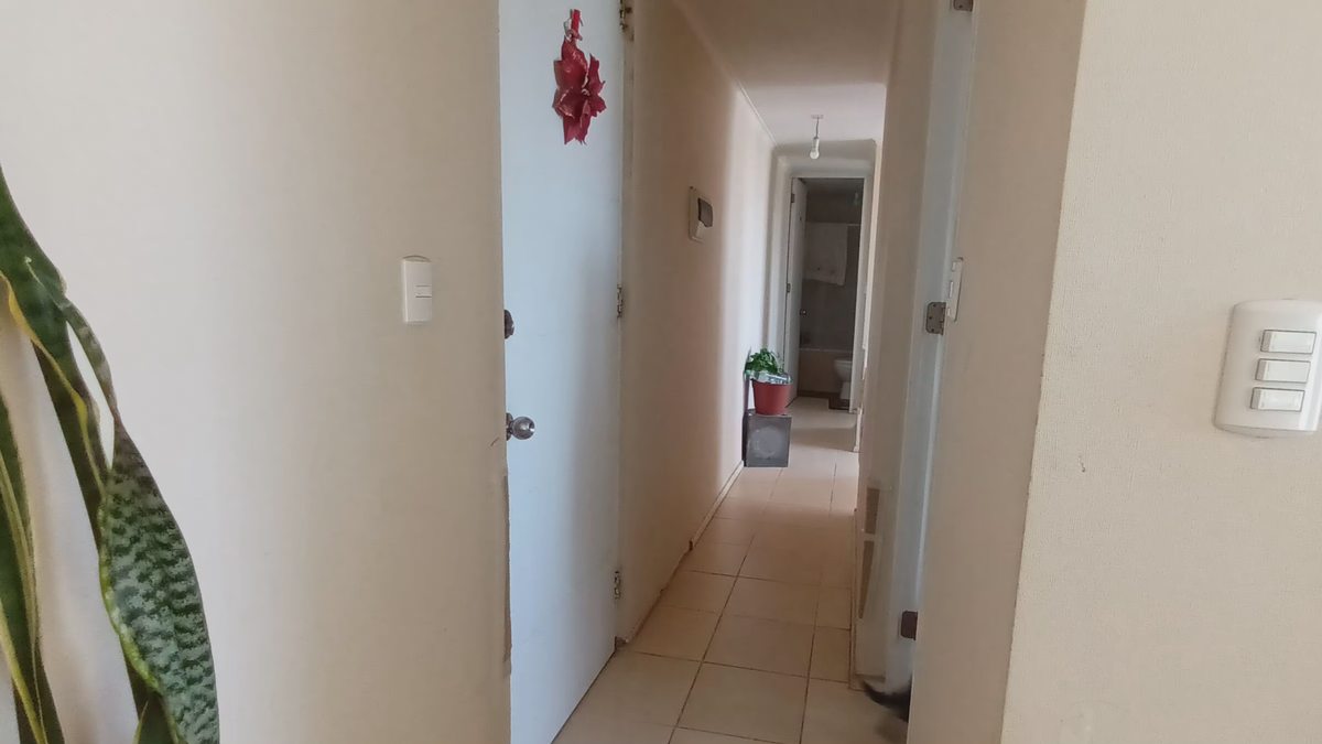 Pasillo hacia dormitorios y cocina