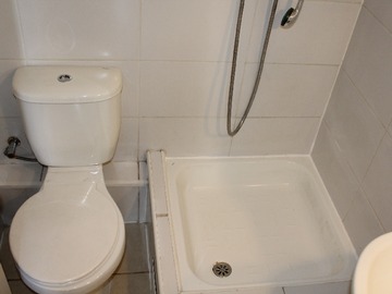Baño visita
