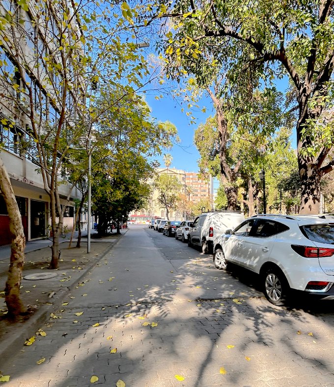 1/2 cuadra de Alameda