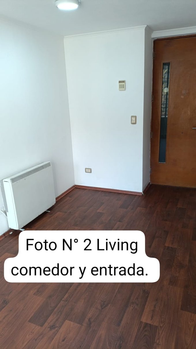Living comedor y entrada.