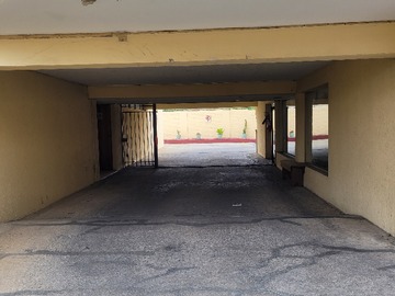 ENTRADA ESTACIONAMIENTO