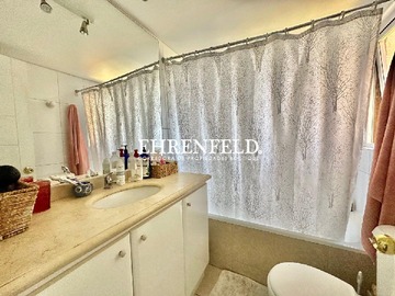 Baño suite principal.