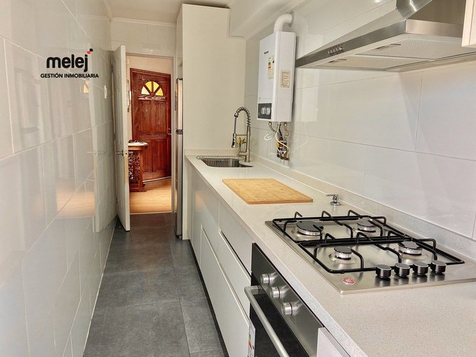 Cocina independiente recién remodelada