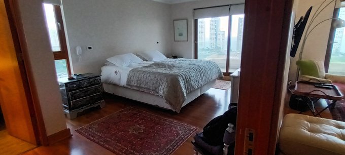 Dormitorio principal con salida a terraza