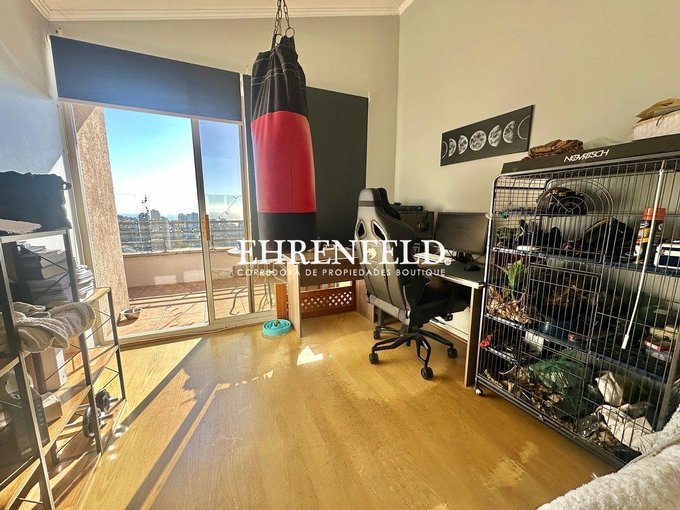 Sala de estar o dormitorio 2 piso.