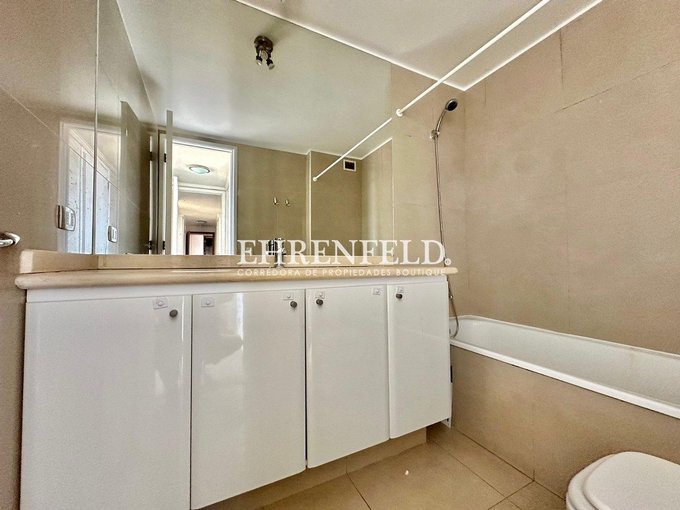 Baño suite.
