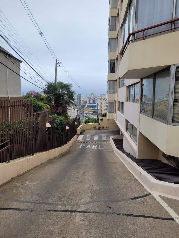 BAJADA ESTACIONAMIENTO