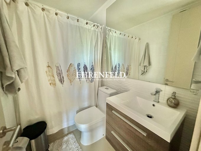 Baño pasillo.