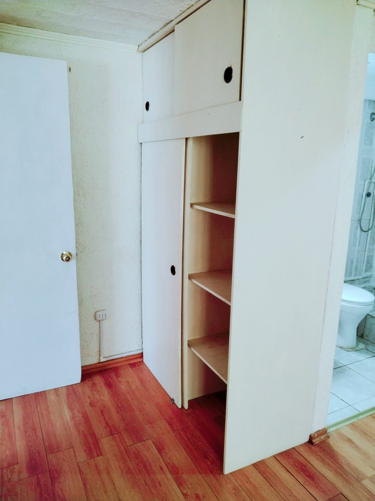 Closet 1