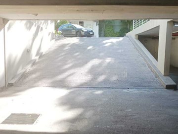 Venta / Estacionamiento / Lo Barnechea