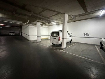 Venta / Estacionamiento / Ñuñoa