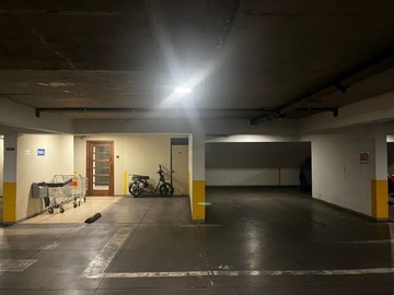 Venta / Estacionamiento / Ñuñoa