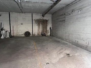 Venta / Estacionamiento / Santiago