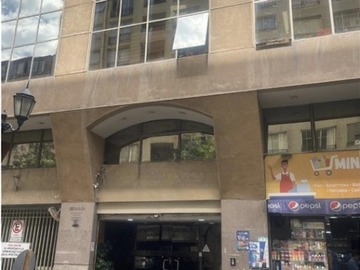 Venta / Estacionamiento / Santiago