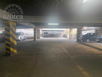 Venta / Estacionamiento / Santiago