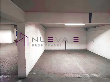 Venta / Estacionamiento / Santiago