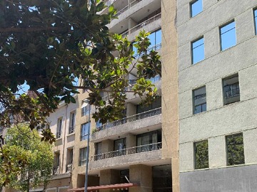 Venta / Estacionamiento / Santiago