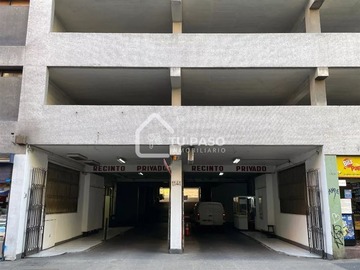 Venta / Estacionamiento / Santiago